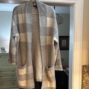 Banana Republic Gray and Cream Plaid Cape